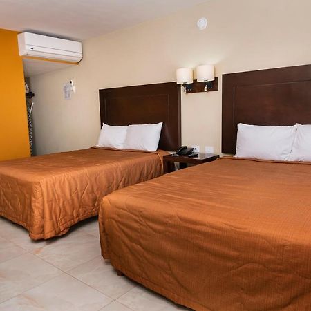 El Camino Hotel & Suites Heroica Caborca Ngoại thất bức ảnh