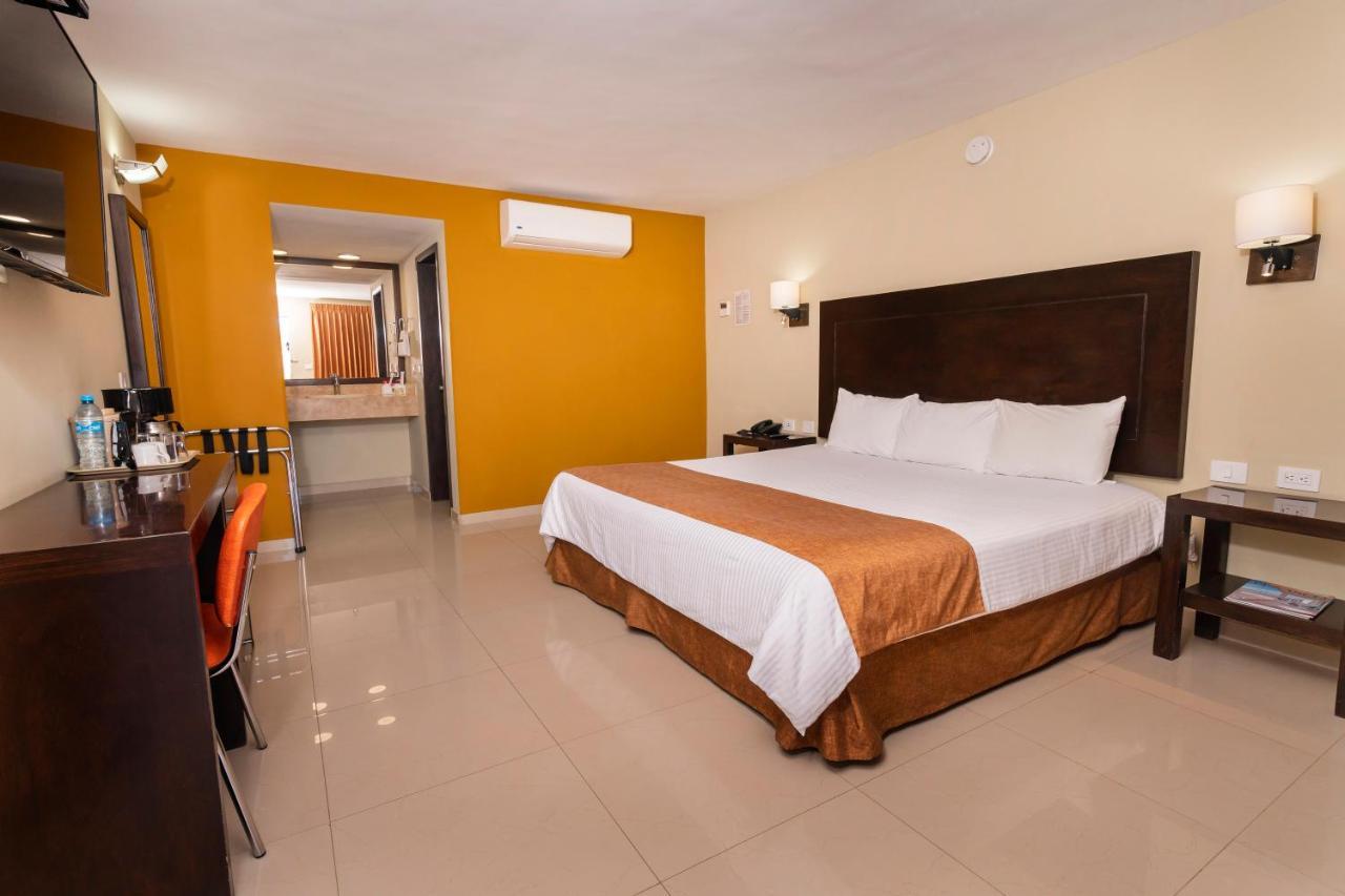 El Camino Hotel & Suites Heroica Caborca Ngoại thất bức ảnh