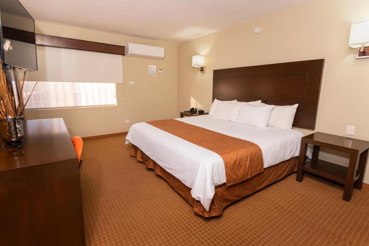 El Camino Hotel & Suites Heroica Caborca Ngoại thất bức ảnh