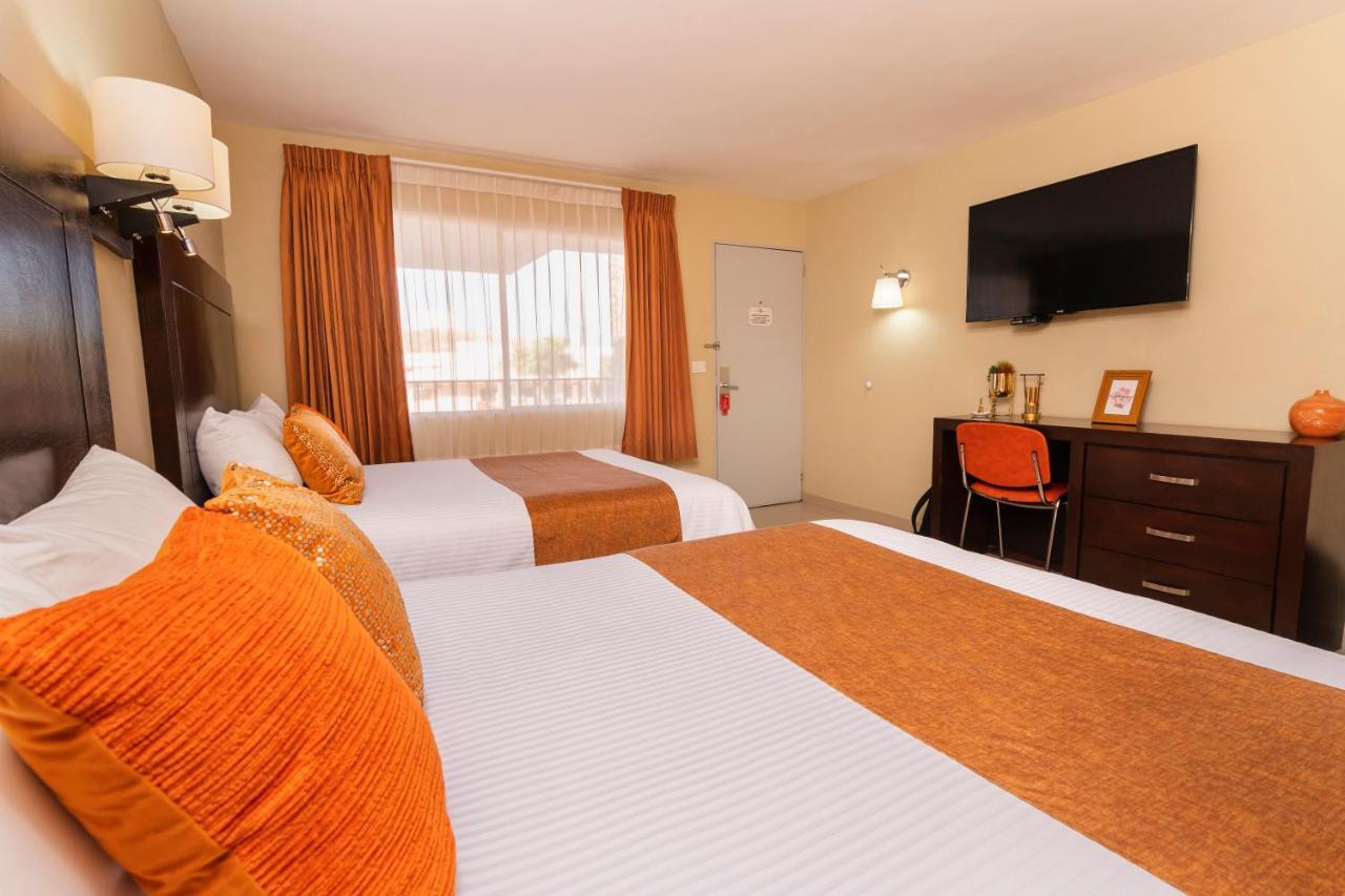 El Camino Hotel & Suites Heroica Caborca Ngoại thất bức ảnh
